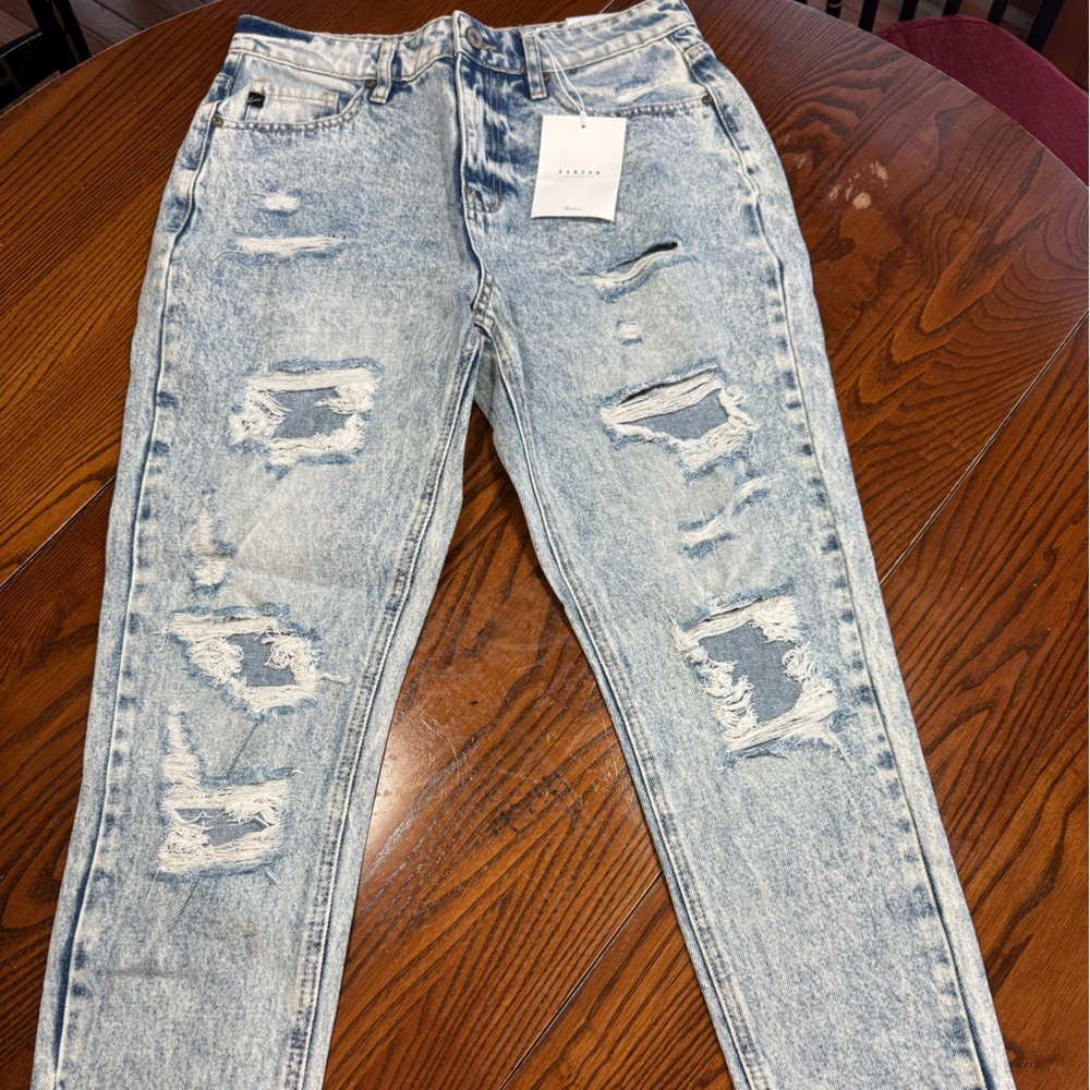 Kancan Distressed Light Wash Jeans